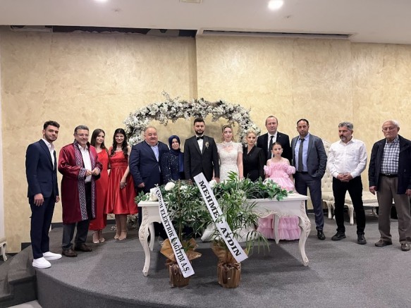 GÜNDOĞDU ve EROL Ailelerinin Mutlu Günü… - MAGAZİN