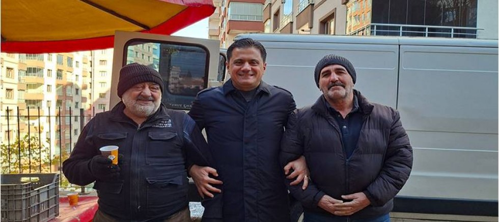 Dr. Seyit Hisoğlu: “Siyaset Halkın İçinde, Pazar Yerinde Yapılır” - SİYASET