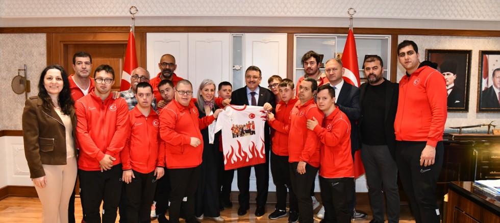 “ONLAR BİZİM GURURUMUZ” - SPOR