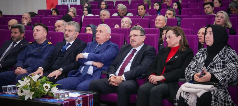 “TRABZON ÇOK GÜÇLÜ TARİHSEL HAFIZAYA SAHİPTİR” - EĞİTİM