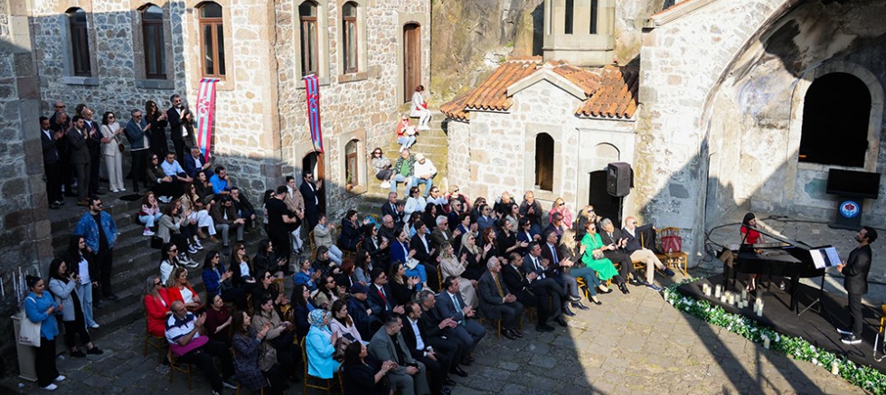 Tarihi Kızlar Manastırı’nda “Gençlik ve Spor” temalı özel bir etkinlik düzenlendi. - SPOR